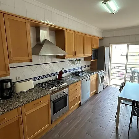 Portico De Malpique דירה