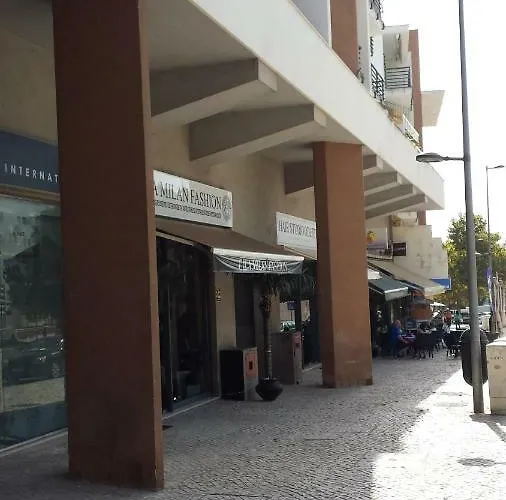 Portico De Malpique דירה